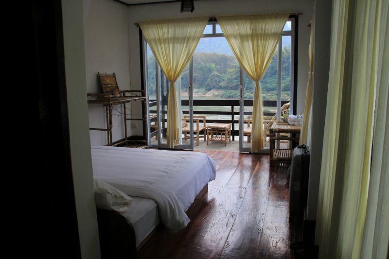 Ning Ning Guesthouse Muang Ngoi Dış mekan fotoğraf