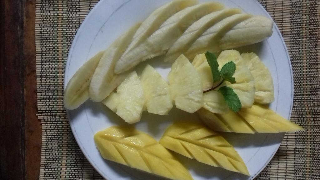 Ning Ning Guesthouse Muang Ngoi Dış mekan fotoğraf